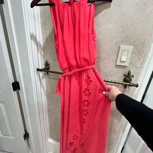 Long party dress in color coral